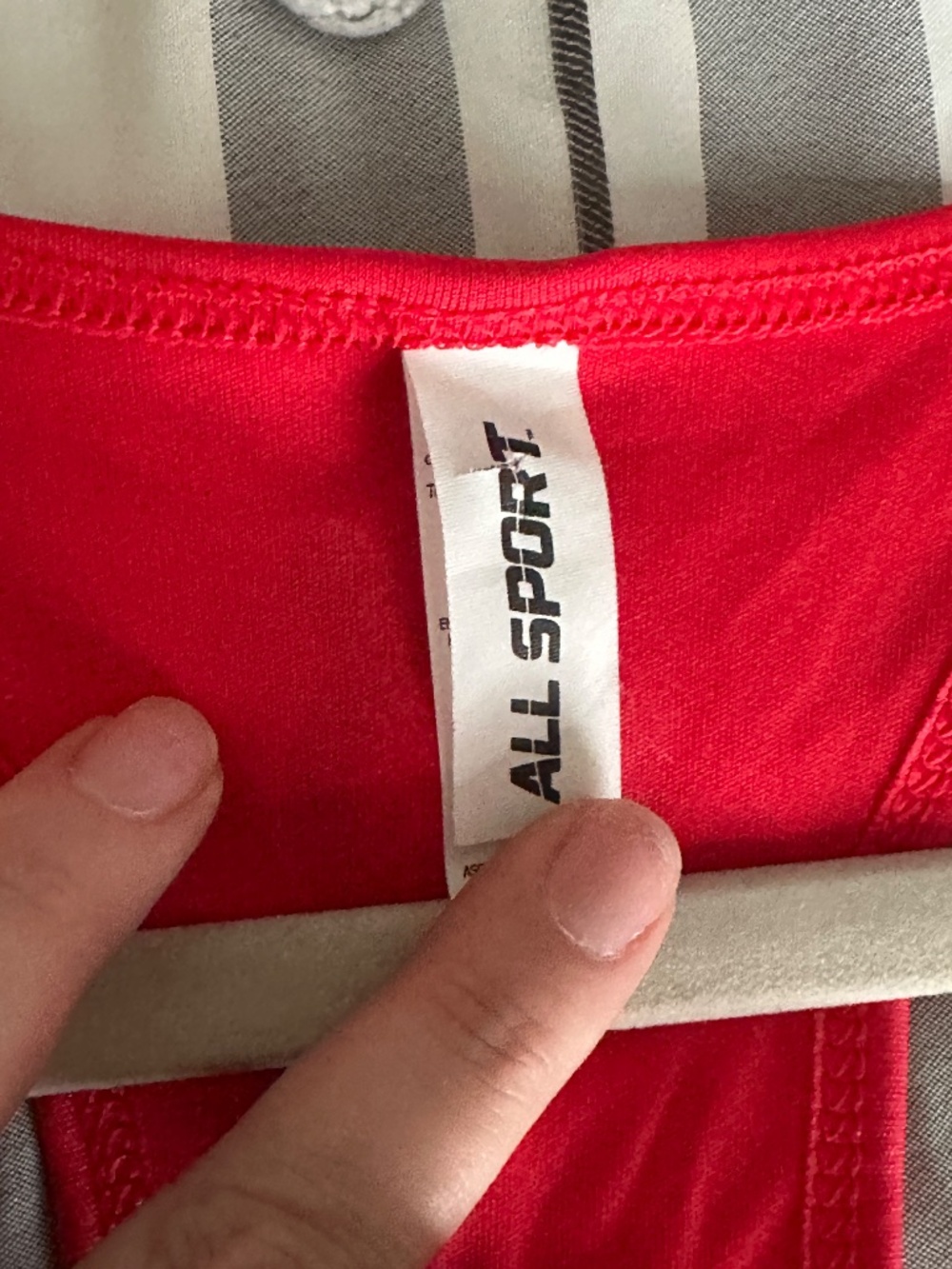 Peloton Red Racerback Tank Workout Athletic Athleisure Size Large L Cycling Bike - Picture 6 of 6